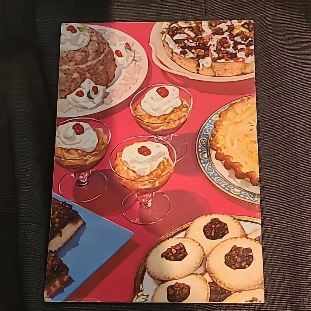 Betty Crocker recipe booklet